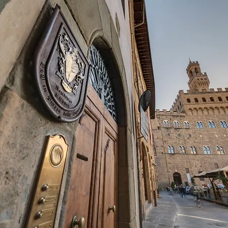 Residenza D'Epoca In Piazza Della Signoria-3